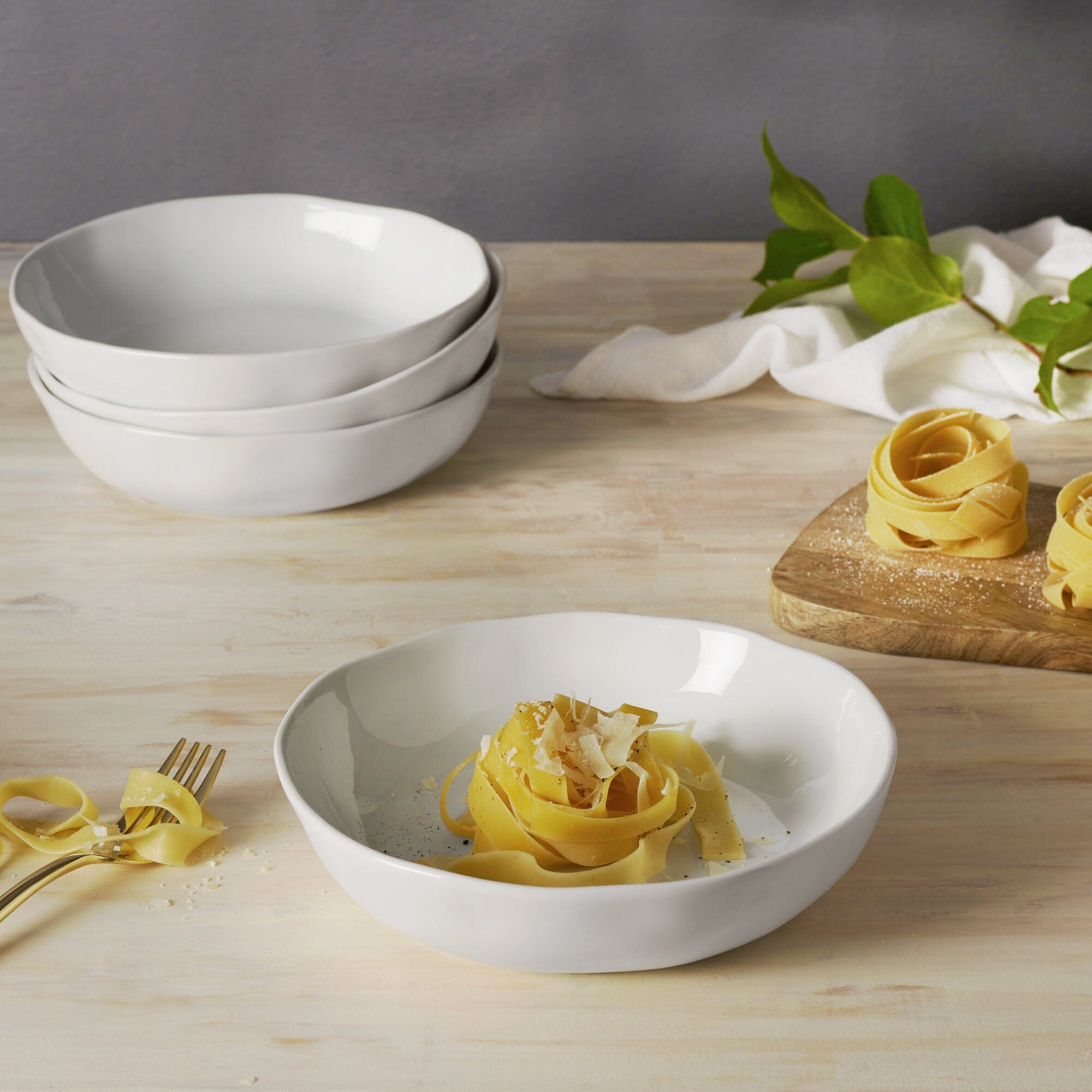 Everyday White® Organic Set of Dinner Bowls