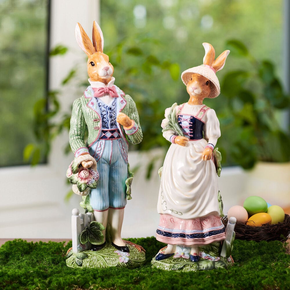 Jardin Rabbit Male Figurine, 16 IN