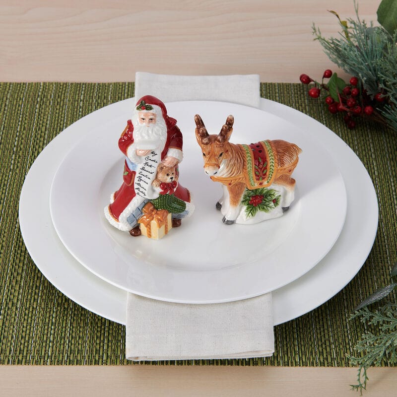 Santa’s Gift Salt and Pepper Set